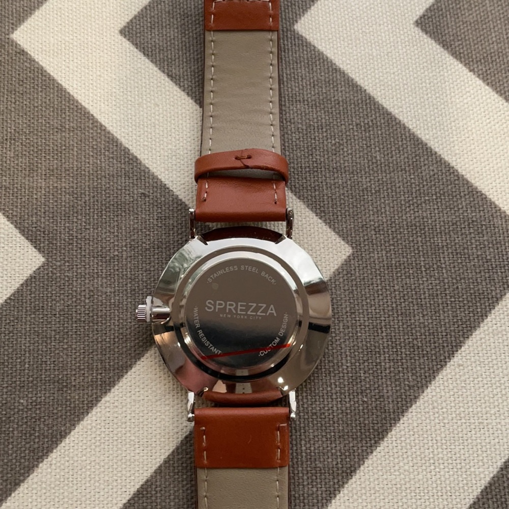 Men’s Watch - Picture 3 of 3